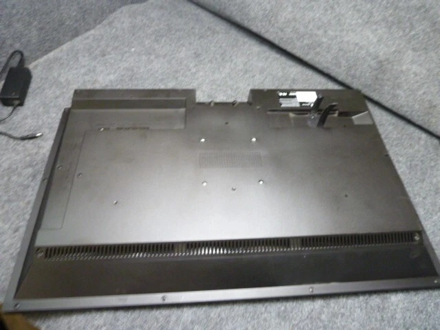 JVC EM32T 32 inch LED TV Flat Screen Television with Remote HDMI 720p HD - Image 2 of 4