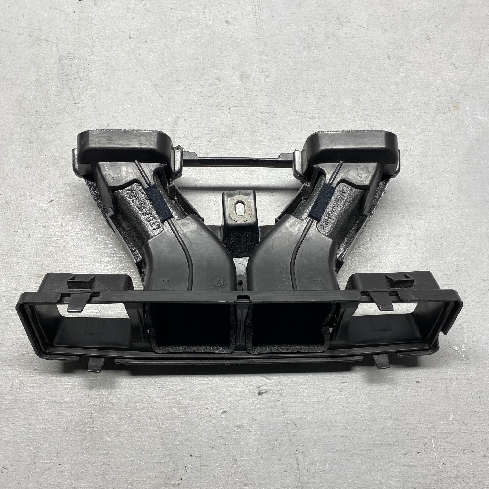 2018 Lamborghini Huracan Dash Board Air Duct 4T0819382