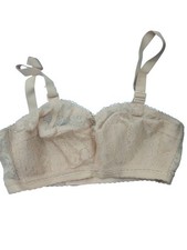 Vintage Lady Cameo Lingerie Bra Size 30F