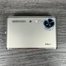 Samsung NV3 7.2MP Compact Digital Camera Silver Tested Working Built-in Flash