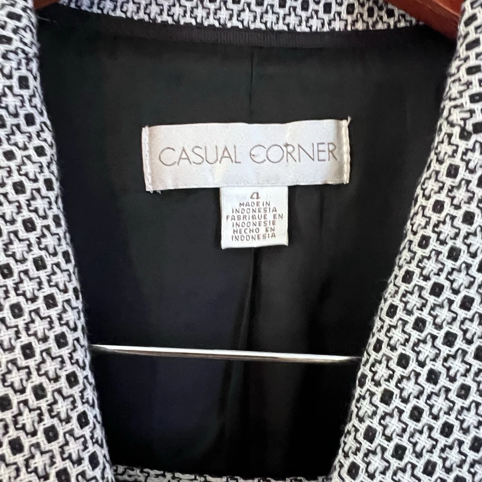 Traje Falda Esquinera Informal Blanco y Negro Falda y Chaqueta Negocios Carrera Mujer’s 4 Foto 2 de 4