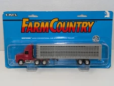1992 Ertl Farm Country WhiteGMC Aero Conventional Cab & Livestock Trailer #4074