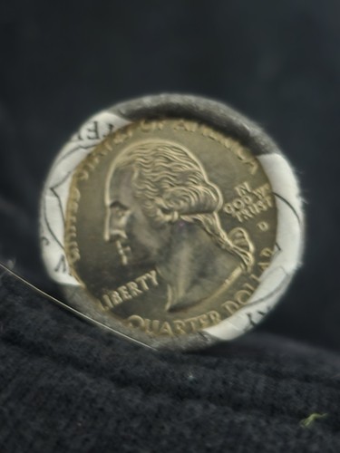 Uncirculated Bank Wrapped Roll Of 2005 D Oregon State Quarters ($10 Face Value) - Picture 3 of 3