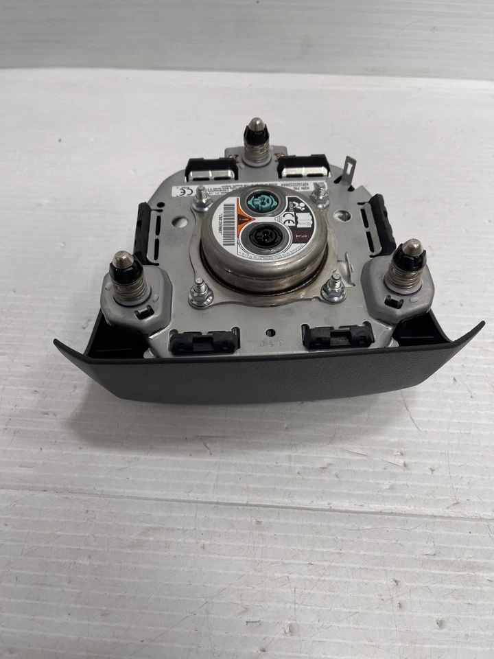 TOYOTA HIGHLANDER 2020 2021 2022 2023 DRIVER SIDE STEERING WHEEL AIRBAG OEM/ Foto 4 de 4