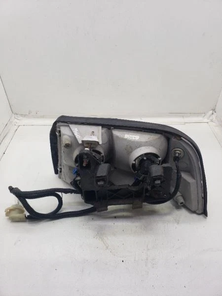 Пассажирская фара GMC Canada подходит только для 98-05 BLAZER S10/JIMMY S15 430768 - Изображение 2 из 4