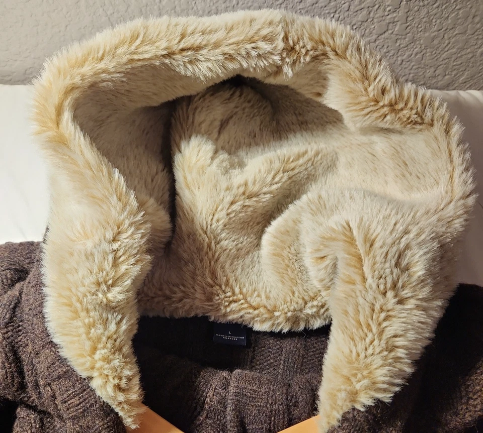 Vtg GAP Sweater Womens Large Cable Knit Wool Faux Fur Hooded Cardigan Chunky Y2K - Image 4 of 4