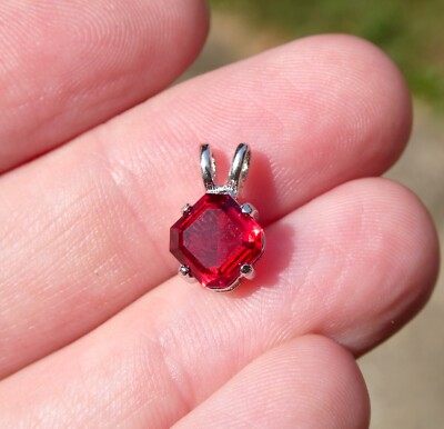 Sterling Silver Red Faceted Cut Glass Slide Pendant 1.2g 3/8 Inches Mini Size