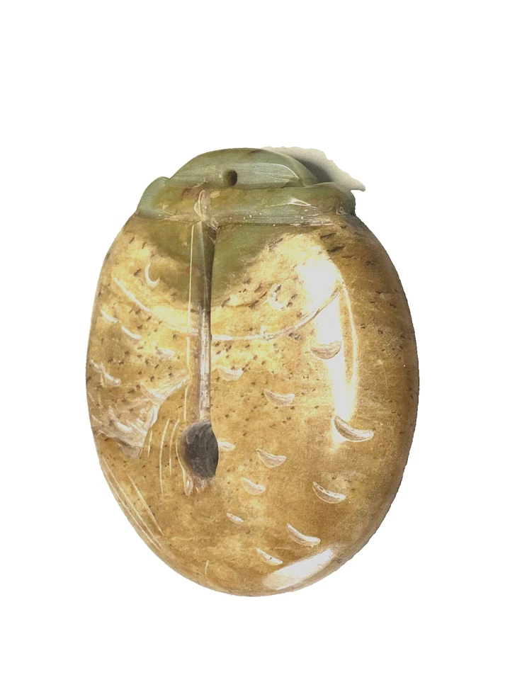 Colgante chino natural marrón y verde jadeíta tallado a mano de pez de doble cara Foto 4 de 4