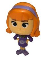 McDonald's 2021 3.5  Happy Meal Toy Scooby-Doo Daphne Blake Bobblehead 3