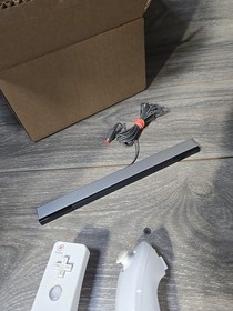 Nintendo Wii RVL-001 White Console Bundle w/Cables, Sensor & Controller [Tested]