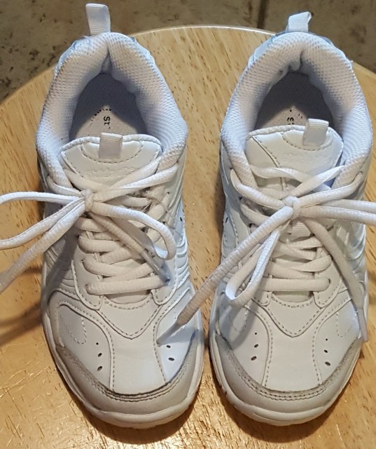 stride rite cooper lace sneaker
