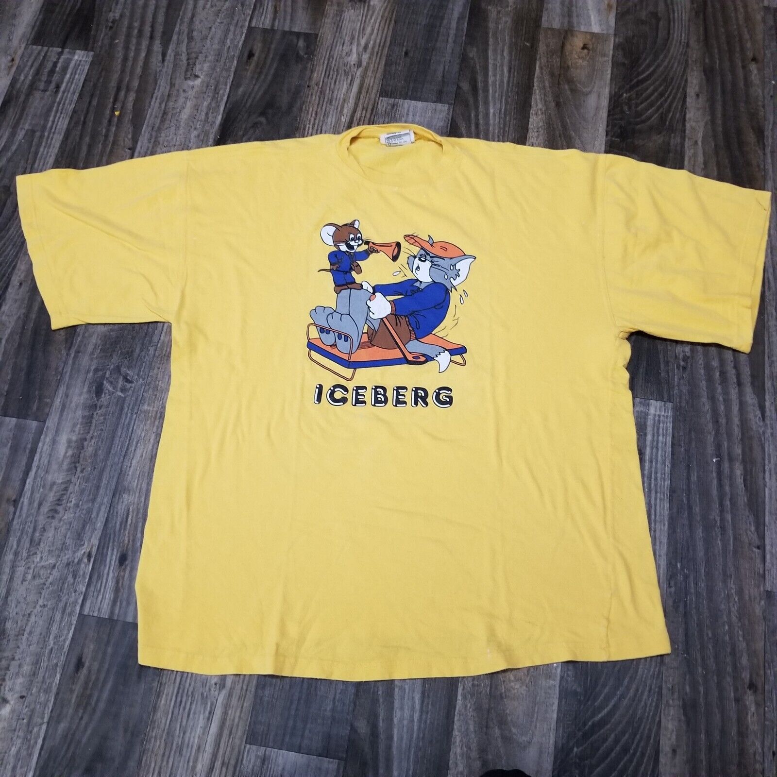 T shirt vintage Iceberg Tom e Jerry gialla taglia 3XL barca a fila