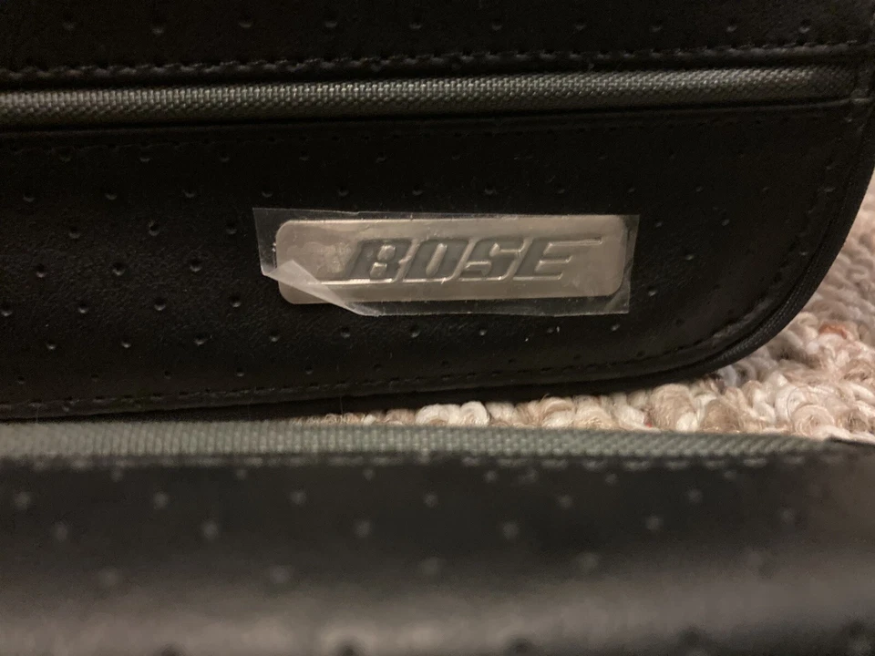 Bose SoundDock Portable Black Travel Bag Carrying Case w/ Padded Shoulder Strap - Image 2 of 4