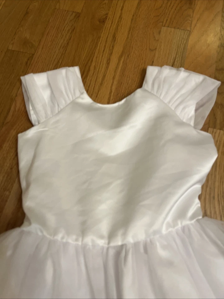 US Angels Flower Girl 连衣裙 8 码白色缎面薄纱无袖二手状况完好 — 第 3/4 张图片