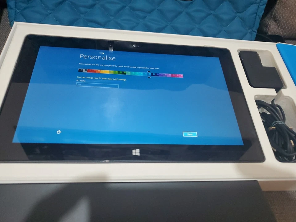 Microsoft Surface 10.6in Windows RT 64GB 2GB - Image 2 of 4