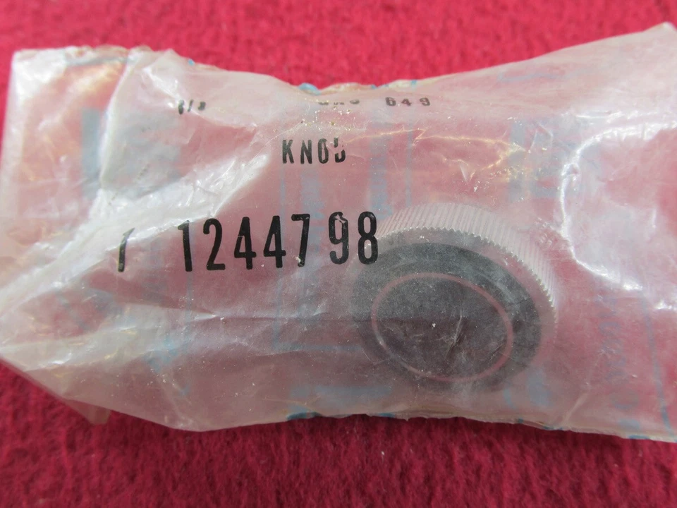 Nuevo de Lote Antiguo 1974 Buick Electra Lesabre Riviera Roadmaster Radio Knob# 1244798 Foto 2 de 4