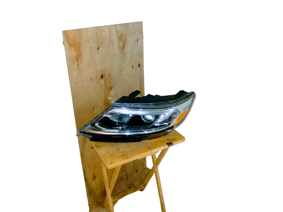 Lámpara de luz de cabeza de conductor izquierda izquierda izquierda izquierda OEM 2014 2015 Kia Sorento 92101-1U500 Foto 4 de 4