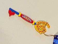 NEW DISNEY STORE MICKEY MINNIE MOUSE 2021 OPENING CEREMONY COLLECTOR KEY BNWT