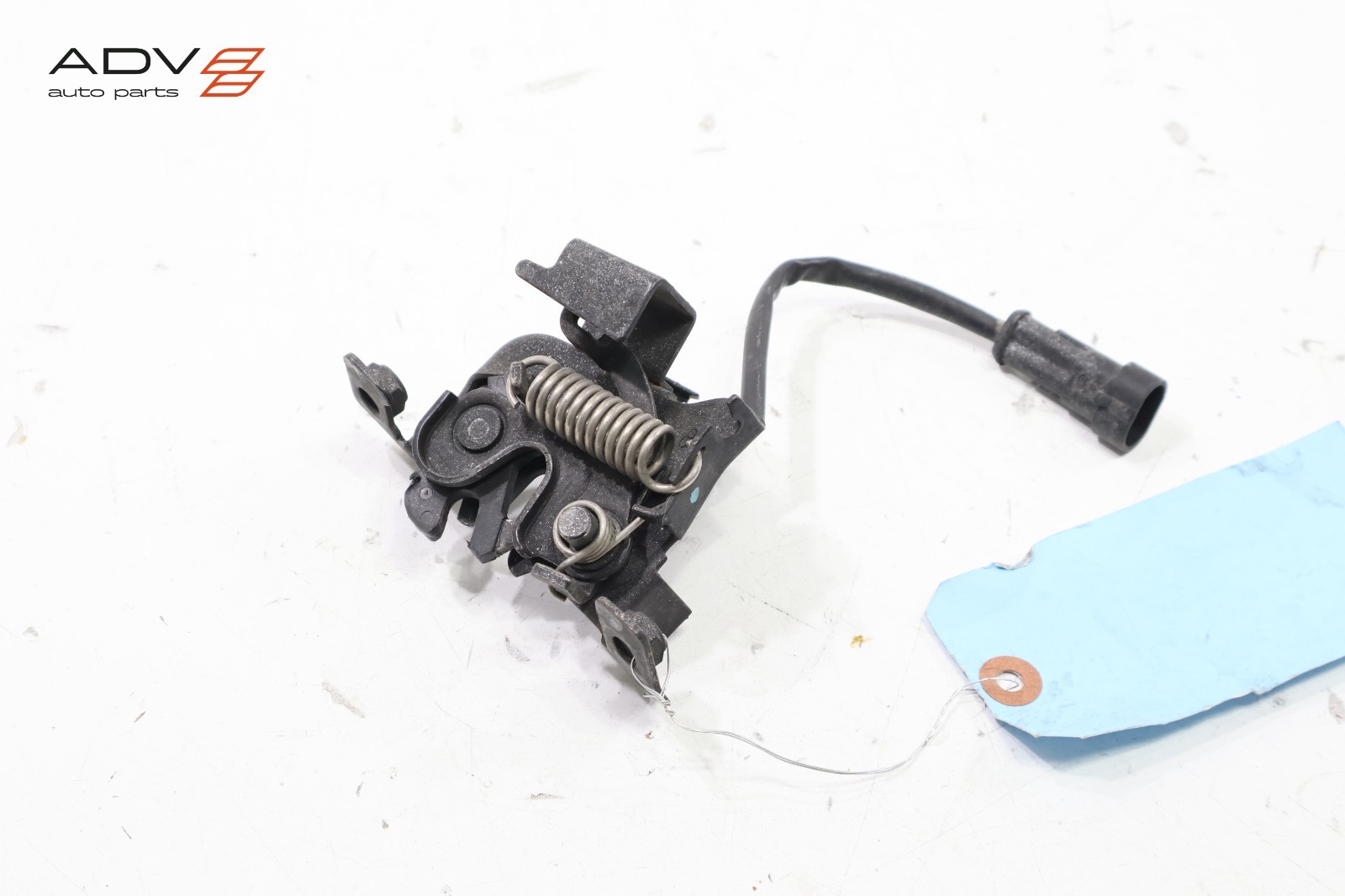 2014 - 2024 MASERATI GHIBLI HOOD BONNET RIGHT PASSENGER SIDE LOCK LATCH OEM