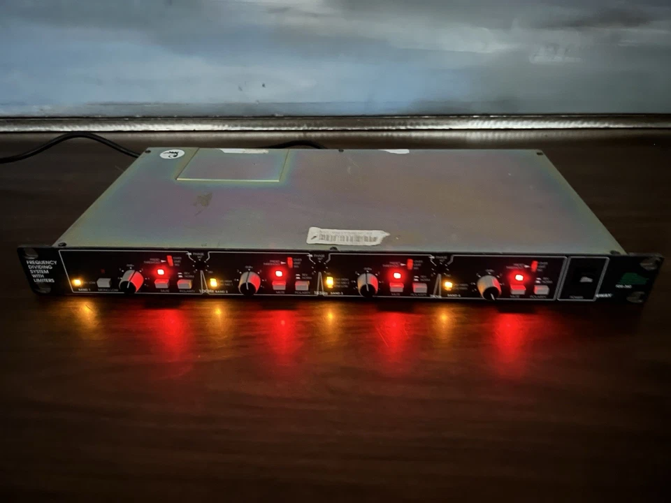 BSS FDS-360 Frequency Dividing System Crossovers - With 3 Cards - Image 4 of 4