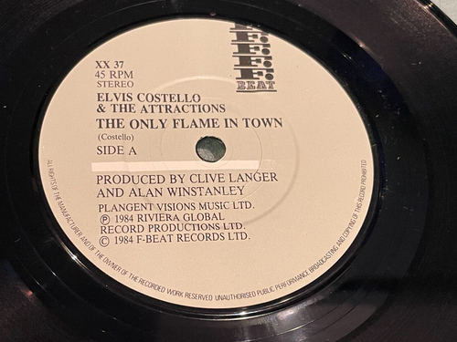 Elvis Costello & The Attractions The Only Flame in Town - Vinyl Record 7" Single - Picture 4 of 5