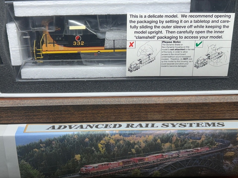 NORTHERN PACIFIC GP9 LOCO- DCC/TSUNAMI SOUND HO Scale -