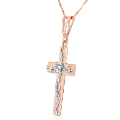 14K. MASSIVES GOLDKREUZ MIT NATÜRLICHEM DIAMANTEN