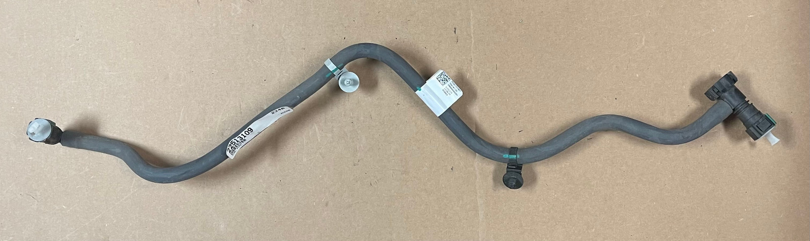 MACK/VOLVO Fuel Hose 22513109 | eBay