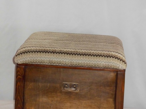 Little Brownie Ottoman/ Storage Box (Primitive) - Picture 7 of 9