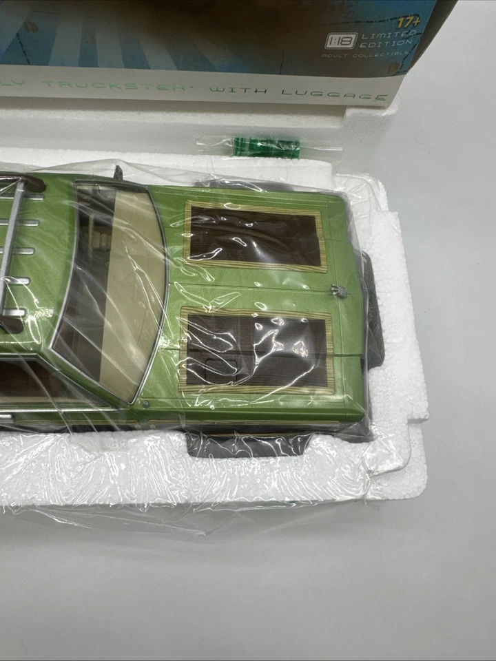 Greenlight National Lampoon's Vacation 1979 Wagon Queen Family Truckster - Image 3 of 4