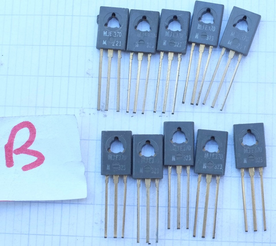 Lot De 2 Transistors Hitachi 2SC1335 (C1335) - Reconditionné, Stock Ancien