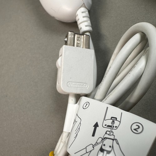 Mando Nintendo Wii Wii U Blanco Nunchuk OEM RVL-004 1 Par Repuesto - Imagen 2 de 3