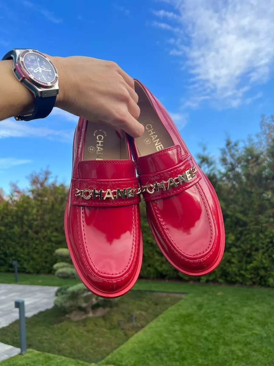 NEW CHANEL CC Chain Red Loafers Sz 35 1/2 🔥SOLD OUT EVERYWHERE