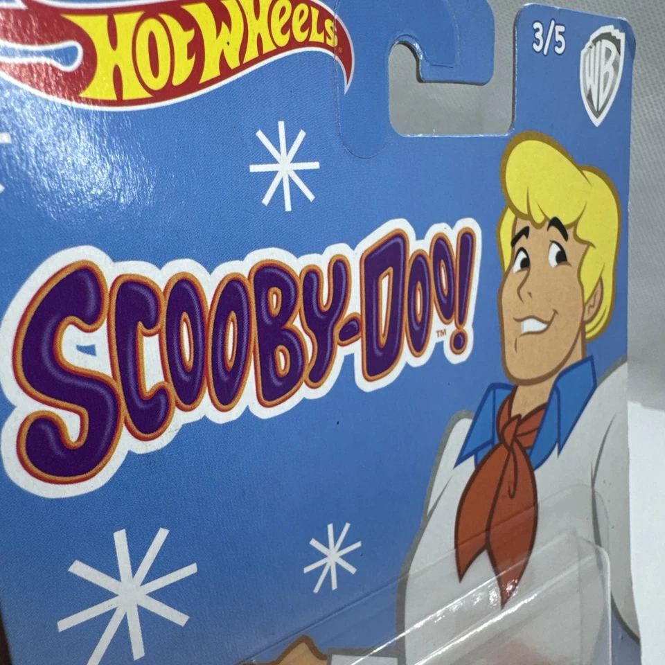 HOT WHEELS 2017 Pop Culture Scooby Doo Fred 67 Austin Mini Van - Image 4 of 4