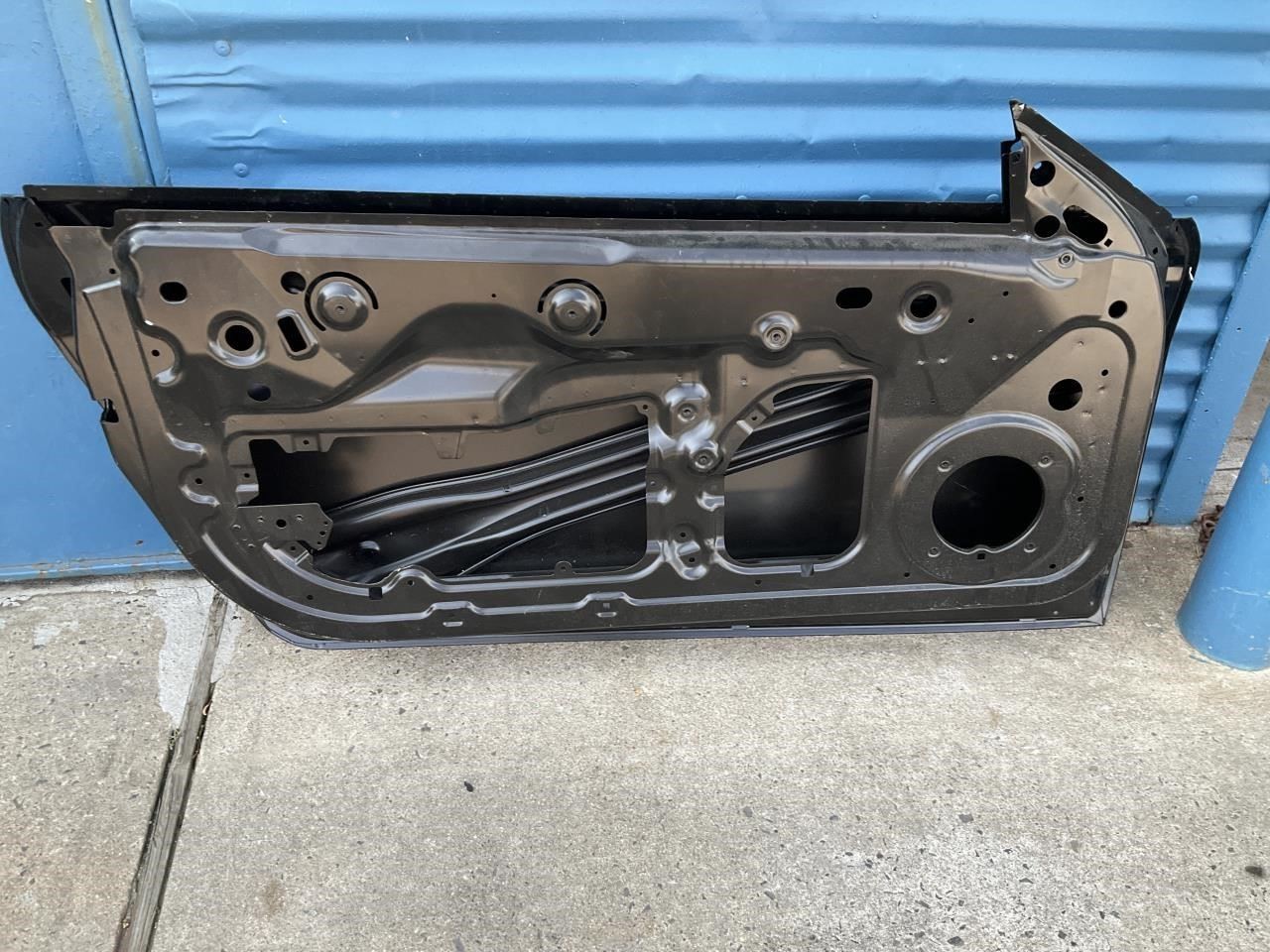 08-14 Maserati Granturismo Exterior Front Left Driver Door Shell Q