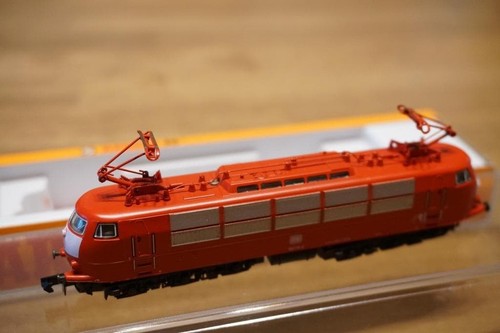 ARNOLD 2353 DB Class 103 115-2 Elektrolokomotive Orientrot Spur N | Condition: Gebraucht
