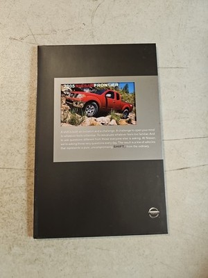 2005 NISSAN FRONTIER DEALER SHOWROOM PRESS KIT BROCHURE CATALOG BOOKLET FOLDER