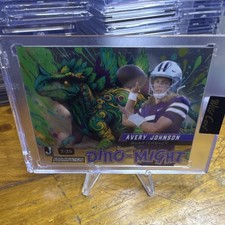 Wild Card Alumination Dino-Might Avery Johnson 7/25 DMSTG1-AJ Football Card