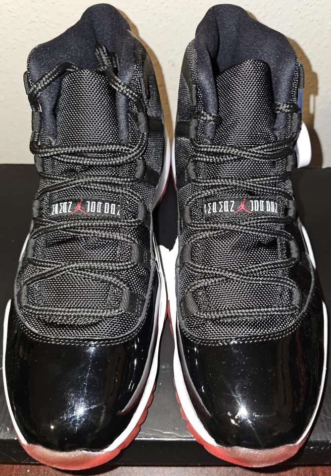 Air Jordan 11 Retro Bred Playoffs 2012 para hombre talla 11. DEADSTOCK. 378037 010. Foto 3 de 4