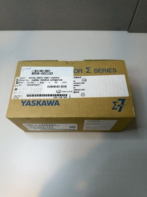 Yaskawa SGM7J-04AFA21 Sigma-7 AC Servo Motor 400W 200V New Open Box