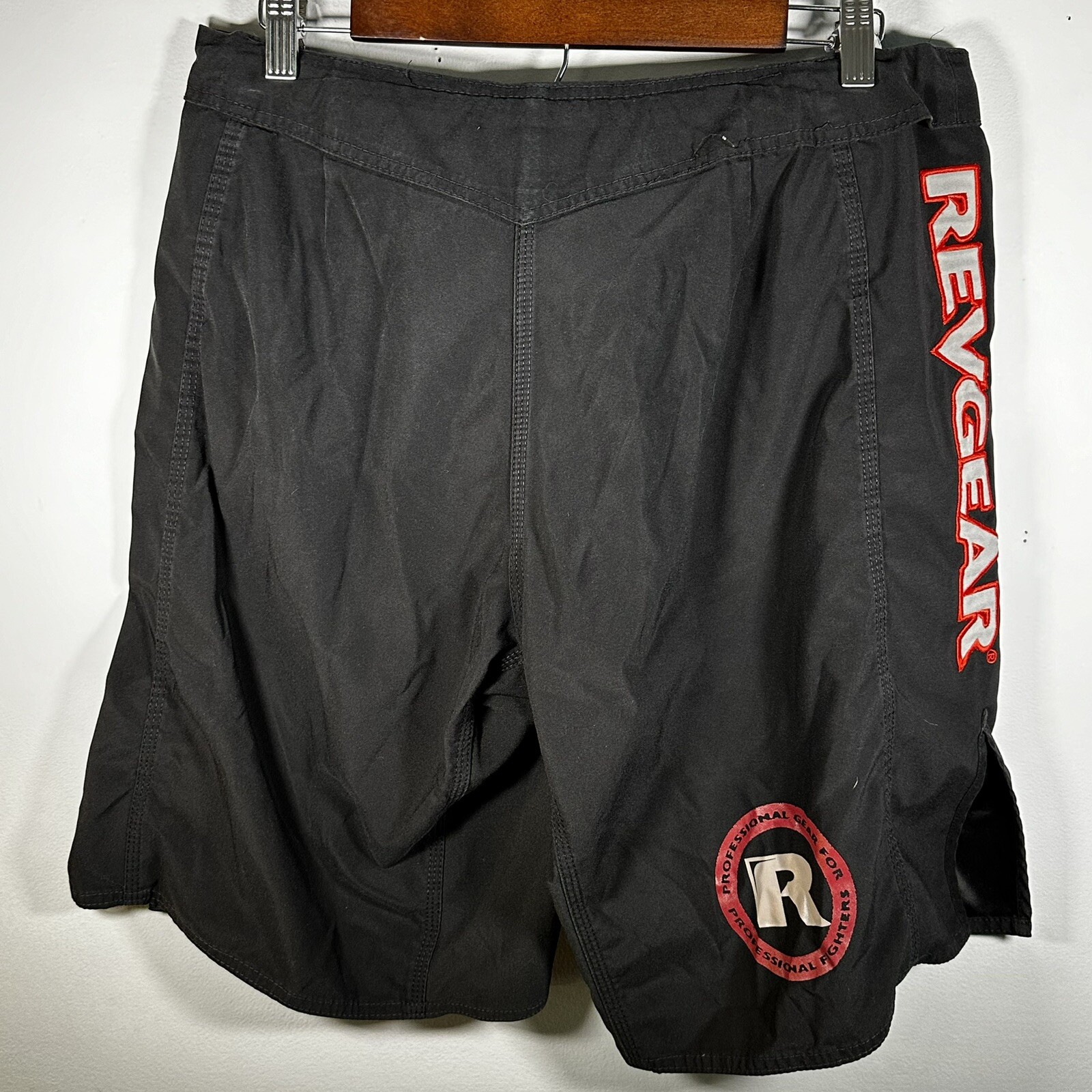 Revgear Shorts 34 Black/Red Fighting Grappling MMA Boxing Embroidered Drawstring