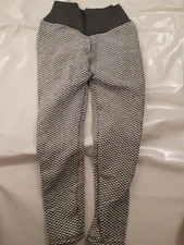 Unbranded Ladies Active Leggins.  Grey. Crop. Button Support.  Compression. ...