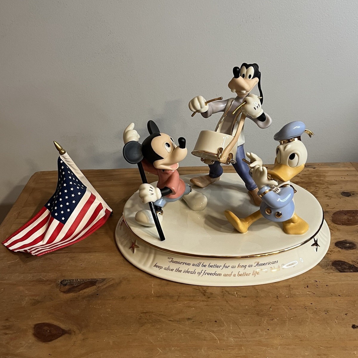 Lenox Disney Spirit of America Figurine Goofy Mickey Mouse Donald