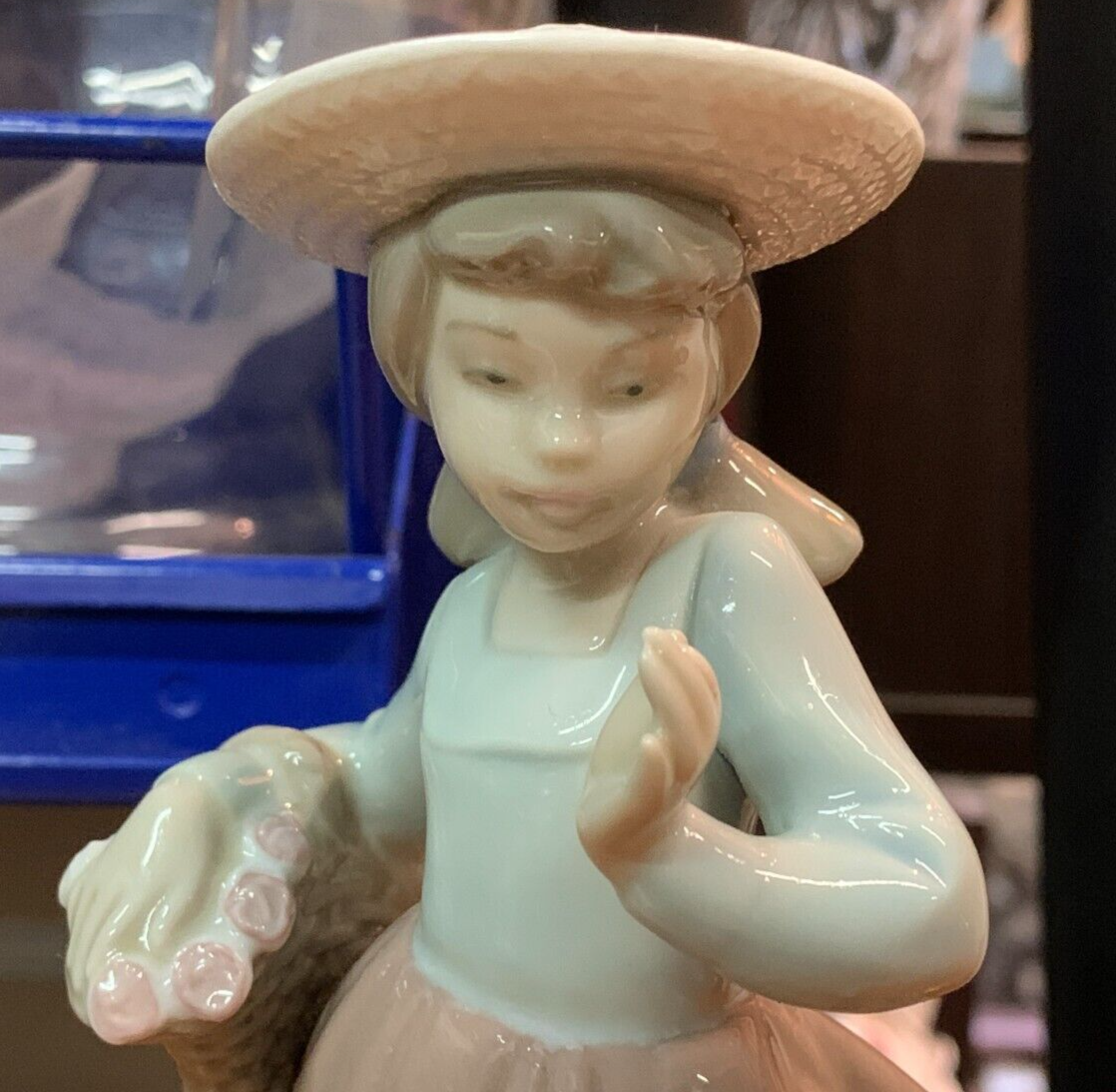 Lovely Very Rare Lladro Girl with Basket of Flowers Porcelain