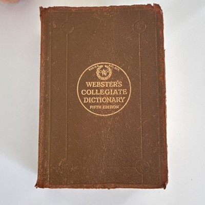 Webster's Collegiate Dictionary Fifth Edition 1945 Merriam Co. Thin Paper