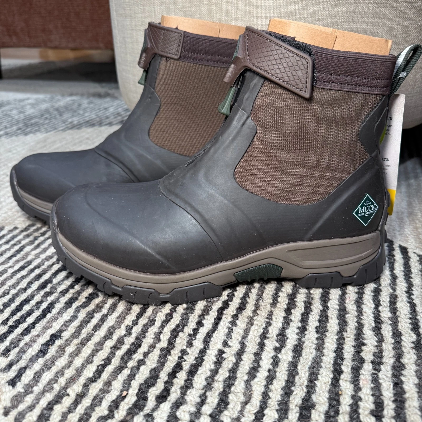 Mens MUCK BOOTS APEX MID ZIP ANKLE BOOT In Dark Brown NO BOX NEW COLD SNOW READ