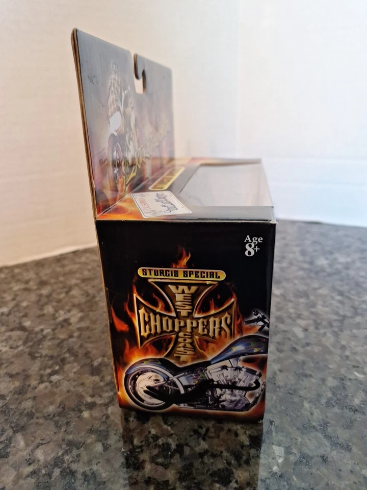 Jesse James West Coast Choppers Sturgis Special JJ05-18-05 1:18 Scale Die Cast - Image 3 of 4