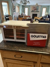 Gourmia French Door 6-Slice Digital Toaster Oven Air Fryer w Integrated -temp pr