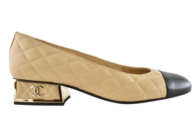Chanel 24B Beige Lambskin Quilted Black Cap CC Logo Gold Block