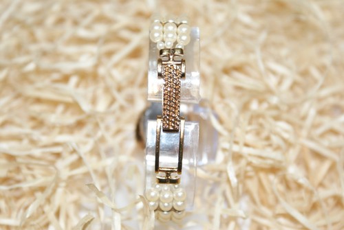 Lotus gold tone metal ladies quartz wristwatch (W33) - Picture 6 of 7